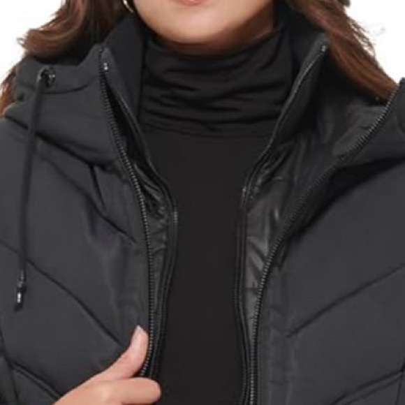 HP! Guess Mid Weight Quilted Puffer Jacket - Picture 8 of 9